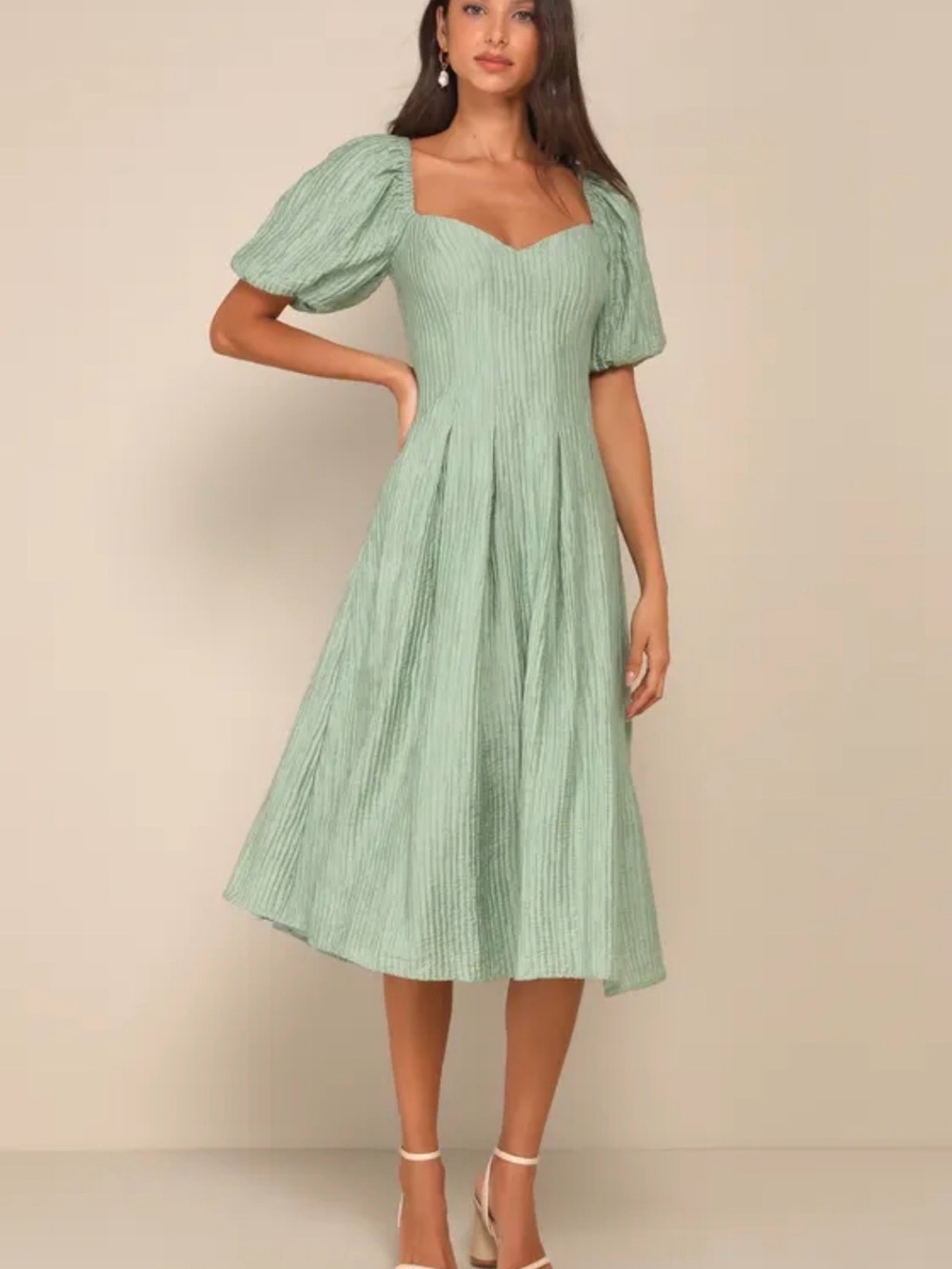 Lulu’s Heavenly Energy Sage Textured Puff Sleeve Pleated Midi Dress Medium